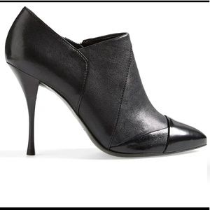 Tori Burch lorelie booties ✨